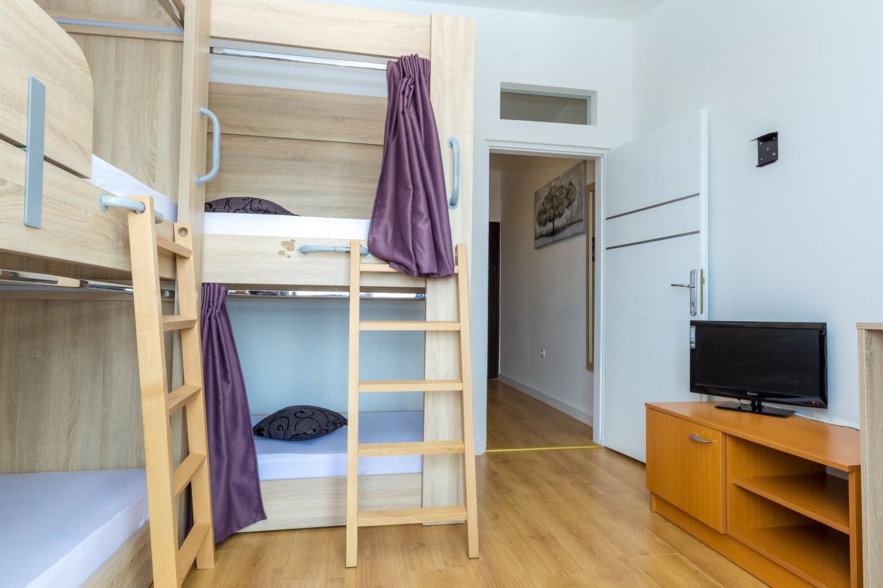 Apartments In City Center Ventus Novalja Extérieur photo